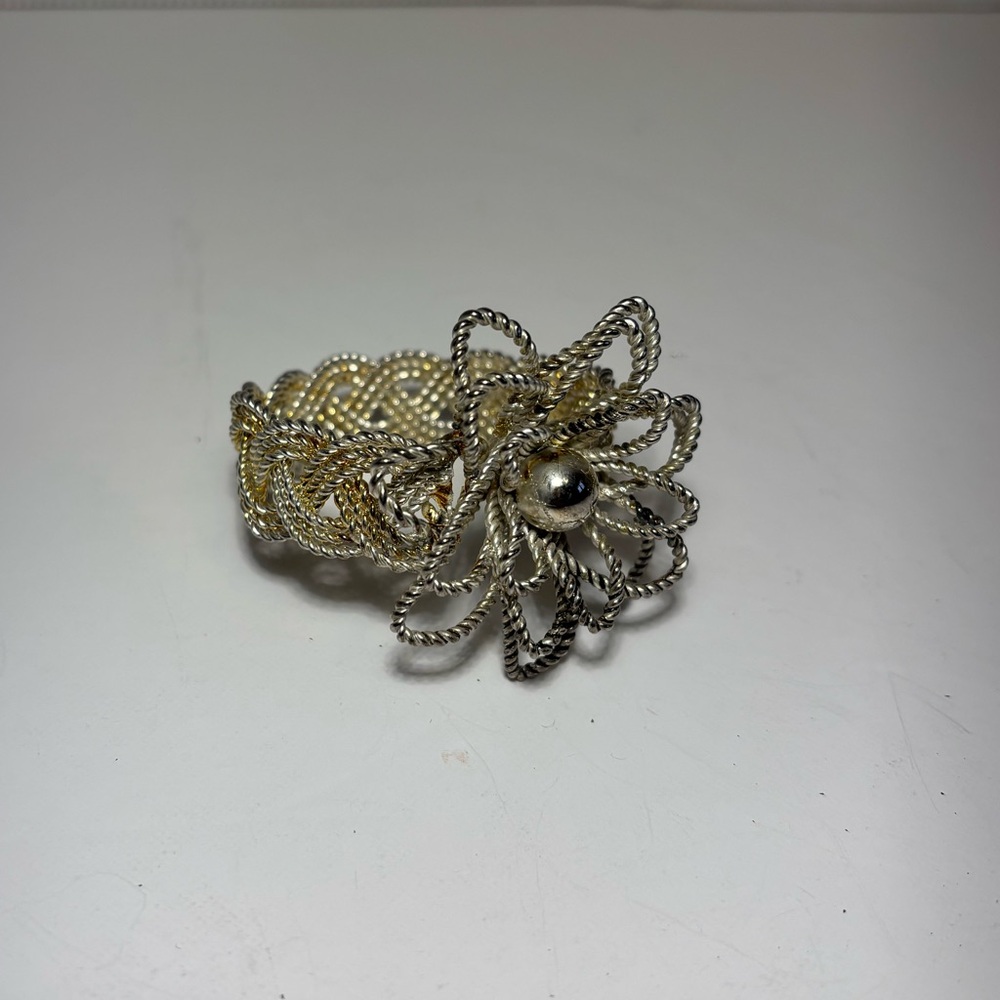 Napkin Rings Variety Set Of 6 Christmas Tree Sea Shell Flower Leaf Reindeer Star - Picture 3 of 13